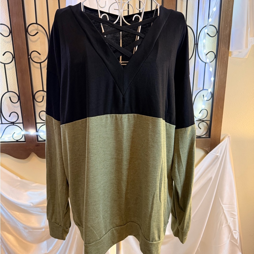 Elegant Black and Olive Women's Hoodie